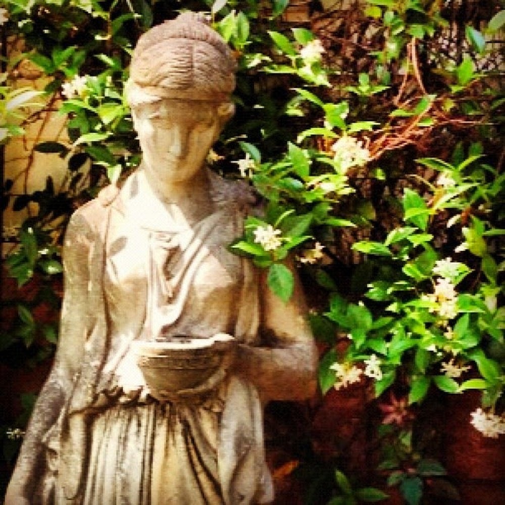 Meet your Posher, Wynn